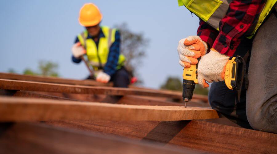 Expert Emergency Roof Repairs services in Strong City, KS